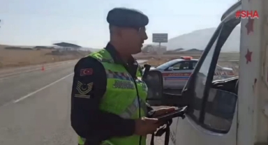 Kahramanmaraş jandarmadan trafik denetimi