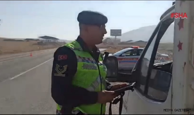 Kahramanmaraş jandarmadan trafik denetimi