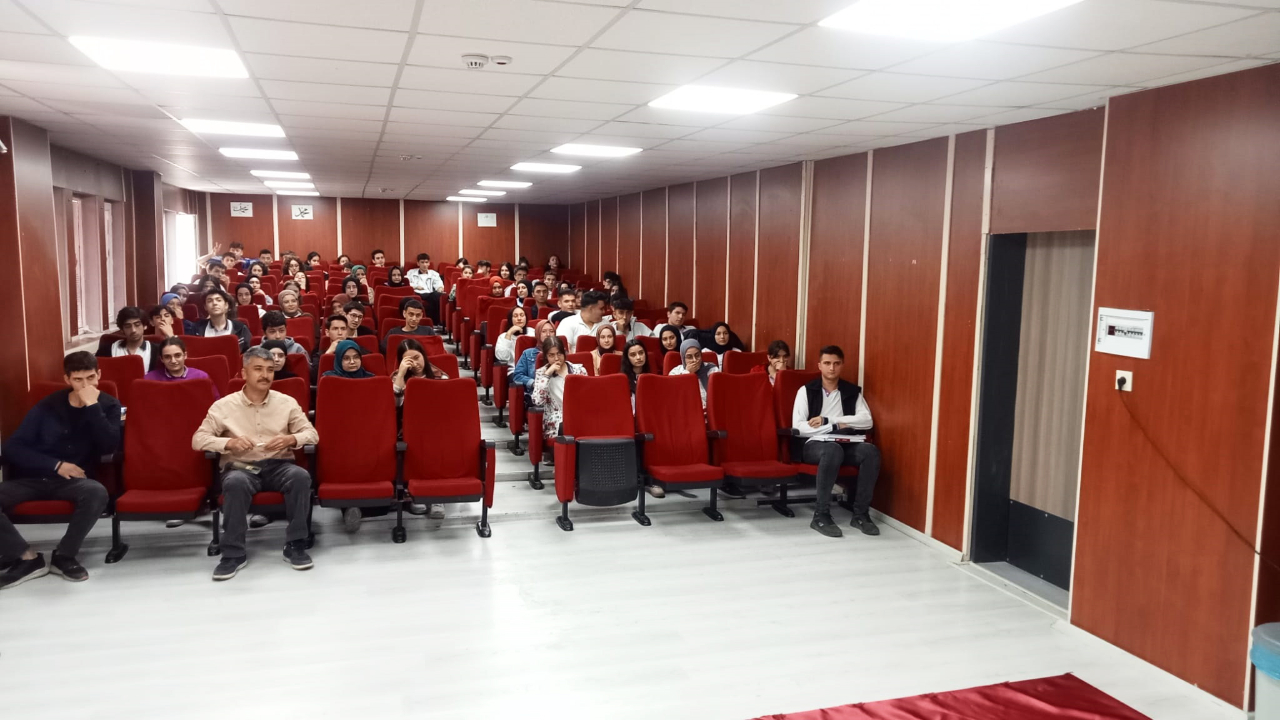 Öğrencilerin Afet ve Acil Durumlara Karşı Farkındalığı Artırılıyor