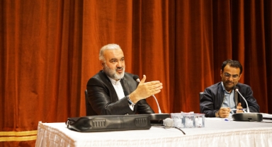 Prof. Ay: “Değerlerimize Sahip Çıkarak Geleceğe Aktarmalıyız”