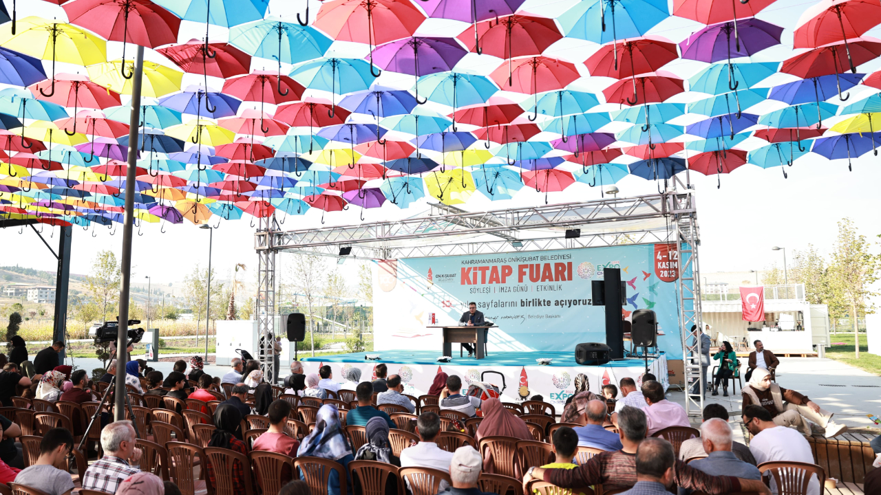 ‘100 yılın sayfaları’ Kitap Fuarı ile EXPO 2023’de açıldı