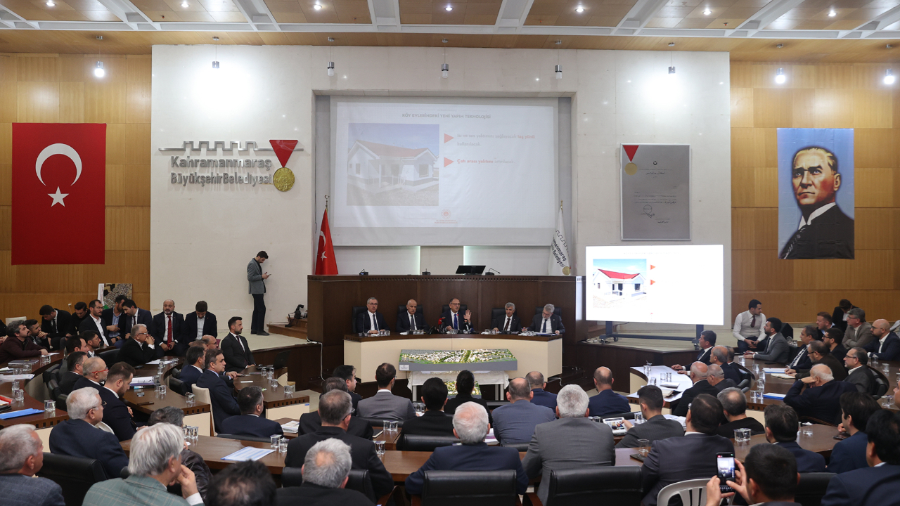 Bakan Özhaseki, Şehirde Devam Eden ve Planlanan Yatırımları Değerlendirdi