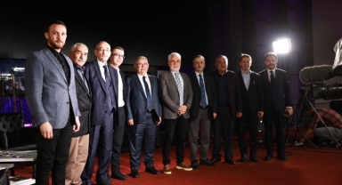 Başkan Mahçiçek, Ülke TV’de En Sıradışı’nın canlı yayın konuğu oldu