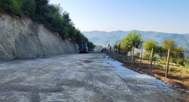 Büyükşehir, Andırın Kırsalında Ulaşım Yatırımlarını Sürdürüyor