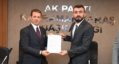 Dr. Ali Ünsal, Onikişubat Belediye Başkanlığı’na aday adaylığı başvurusunu yaptı