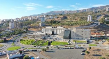 DULKADİROĞLU KAMU KÜLLİYESİ
