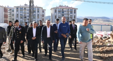 Güngör ve Ünlüer, Göksun TOKİ Konutlarında İncelemelerde Bulundu