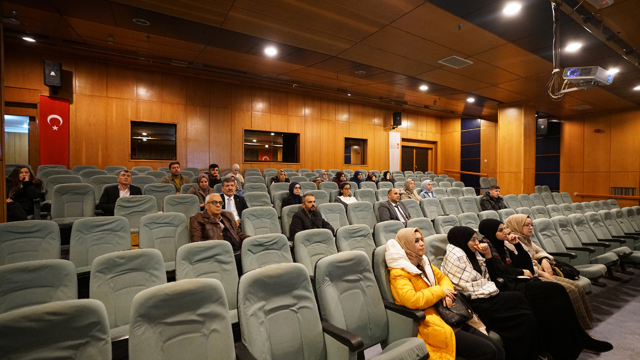 Kahramanmaraş Akademi’nin Güz Döneminde Eğitimler Sürüyor