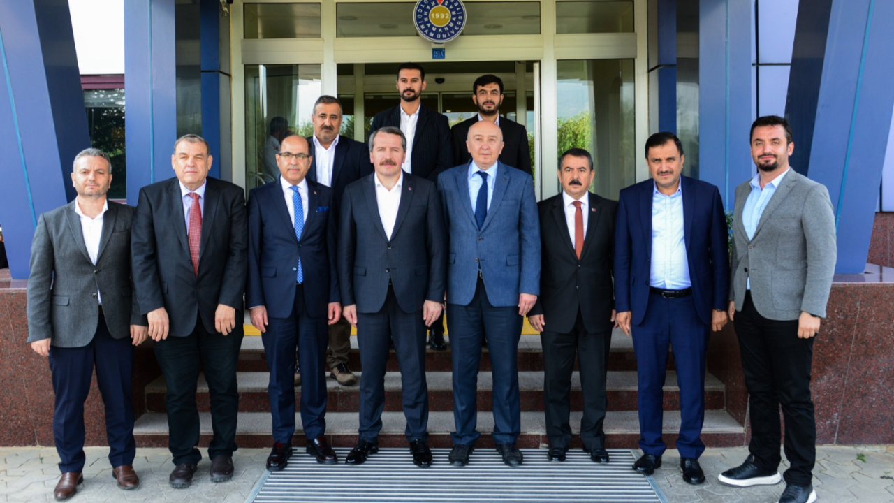 Memur-Sen Genel Başkanı Ali Yalçın’dan Rektör Yasım’a Ziyaret
