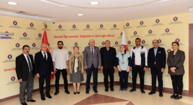 Rektör Yasım, KSÜ’de Eğitim Gören Filistinli Öğrencileri Makamında Ağırladı