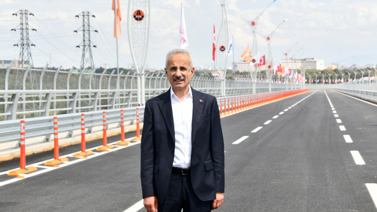 TÜRKİYE, KÖPRÜ VE TÜNELLERLE ULAŞIMDA ÇIĞIR AÇTI