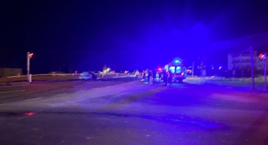 Afşin’de ambulans ile otomobilin çarpıştı: 9 yaralı