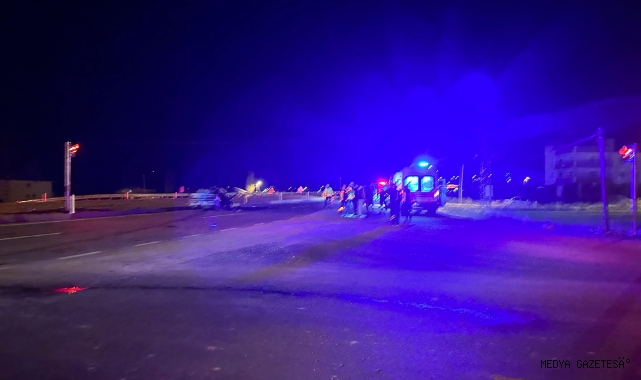 Afşin’de ambulans ile otomobilin çarpıştı: 9 yaralı