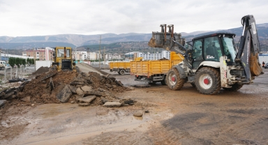 Büyükşehir, Hafriyat Atıklarının Bertarafını Sürdürüyor