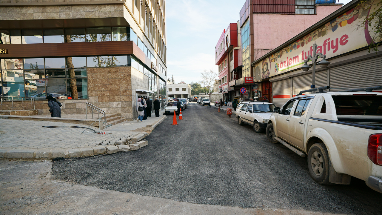 Büyükşehir, Şehir Merkezinde Arterleri Bir Bir Yeniliyor