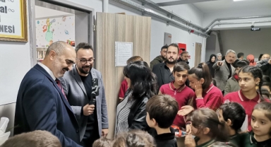 Minik deprem şehidi ve annesi adına kütüphane açıldı