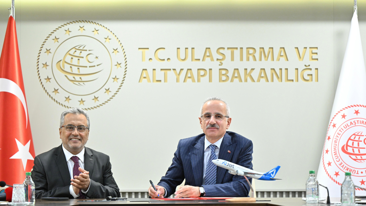 BAKAN URALOĞLU İMZALADI, AJET RUHSATINI ALDI