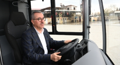 Büyükşehir 10 Yeni Hibrit Otobüsle Toplu Taşımada Standardı Artırıyor