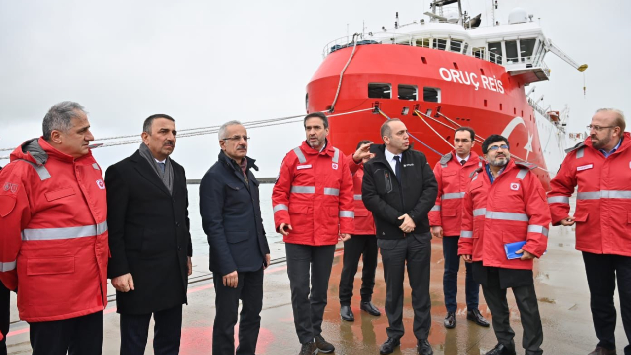 FİLYOS LİMANI DEV BİR LOJİSTİK MERKEZ OLACAK