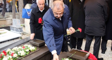 SANKO’NUN KURUCUSU SANİ KONUKOĞLU, MEZARI BAŞINDA ANILDI