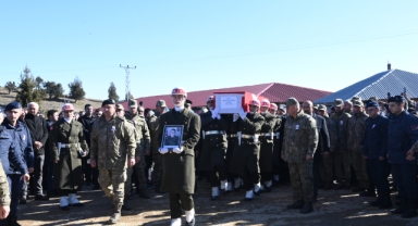Şehit Gülmez’in Naaşı Toprağa Verildi