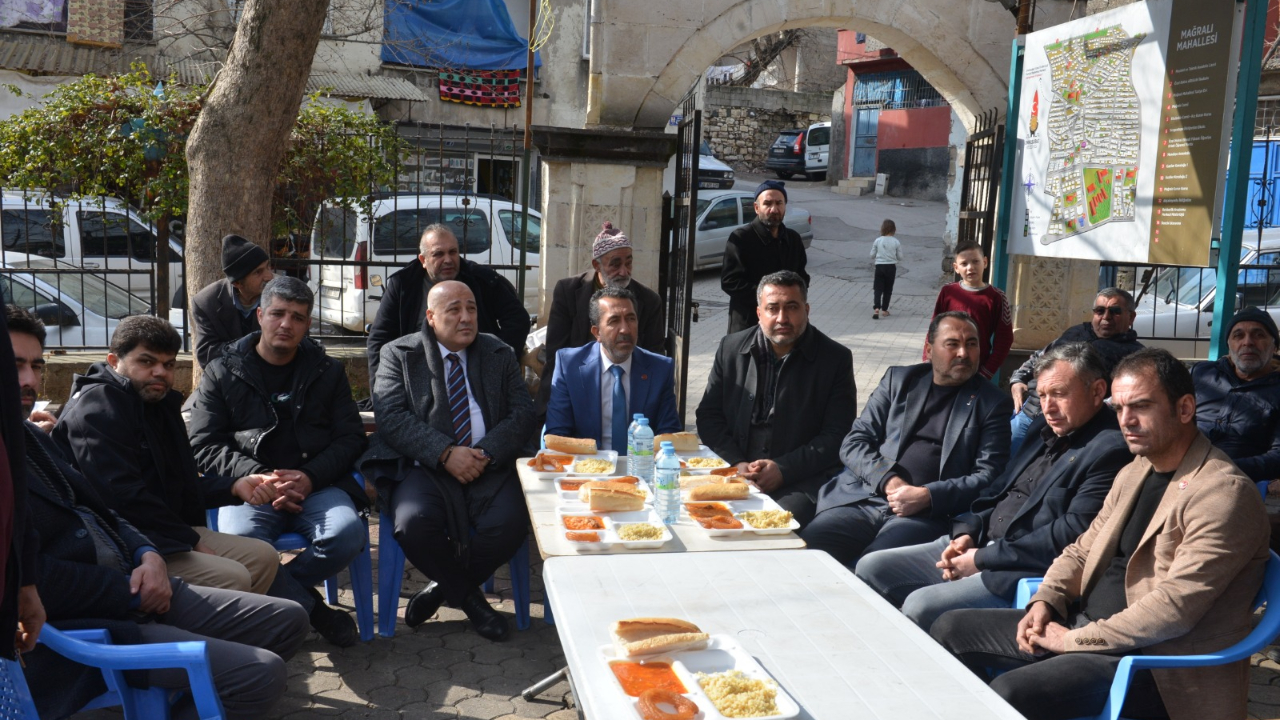 “Artık bayrak değişiminin zamanı gelmedi mi?”