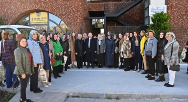 Başkan Mahçiçek’ten ‘AK Kadın’lara duygu dolu veda
