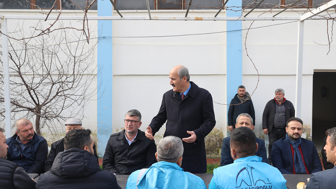 BAŞKAN OKAY, BELEDİYE ÇALIŞANLARIYLA BİR ARAYA GELDİ