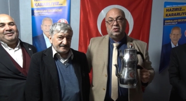 Çaydanlık ustası 35 yıldır bu anı bekliyordu