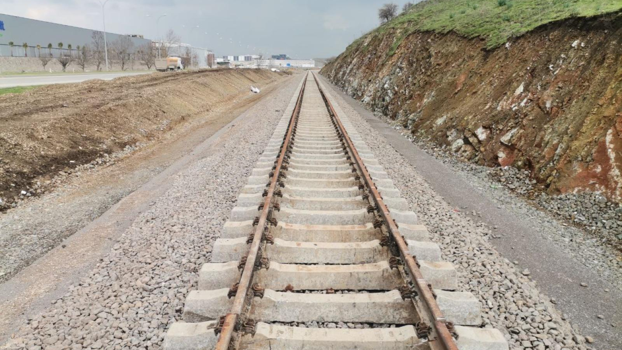 Kahramanmaraş’ta demir yolları yenileniyor