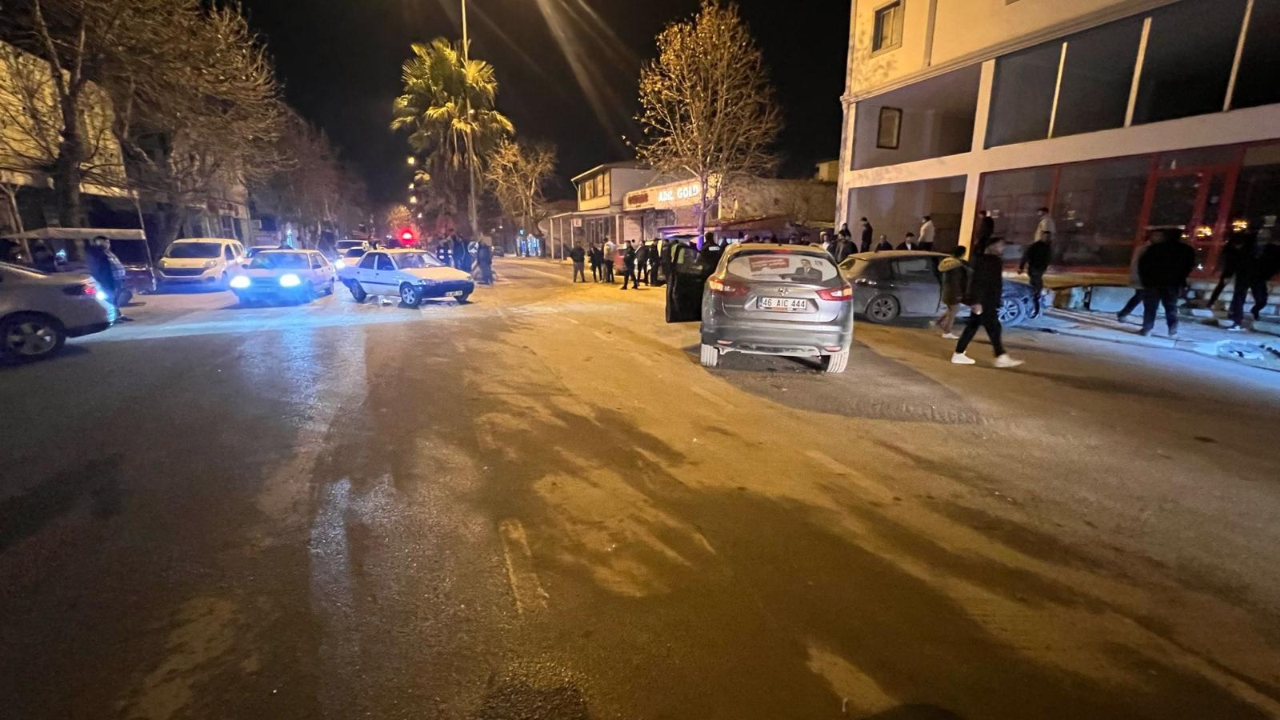 Kahramanmaraş’ta ilçe başkanı trafik kazasında yaralandı