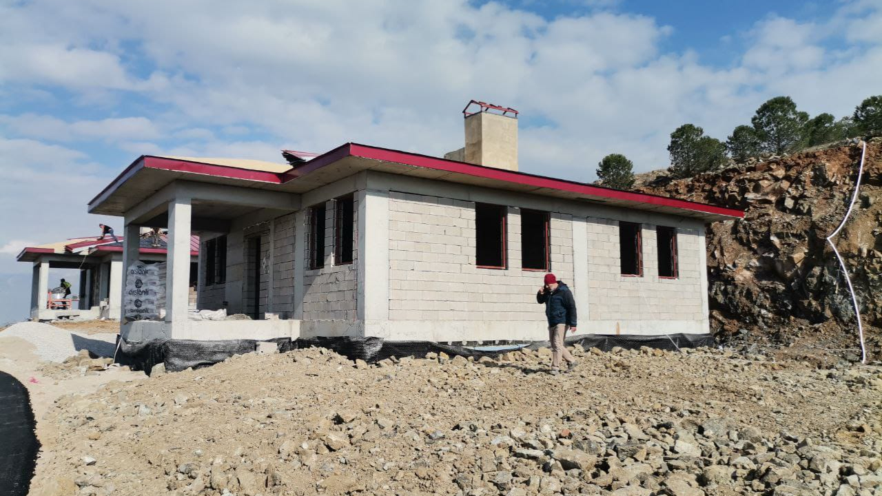 ŞEHİT ÖZDEMİR’İN KÖYÜNE 109 DEPREM EVİ YAPILIYOR