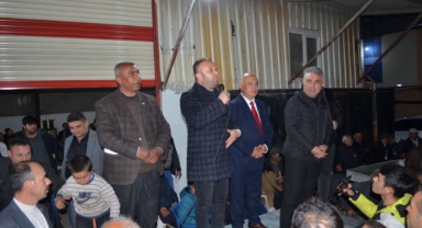 BAŞKAN ADAYI DR. CAN’A SEVGİ SELİ İYİ Parti adayı Dr. Can; “Seçimden sonra malınıza çökecekler”