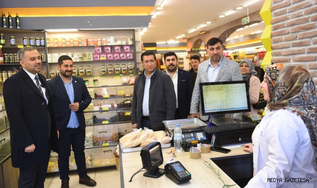 Başkan Adayı Toptaş, Şehit Abdullah Çavuş’ta Vatandaşlarla Buluştu