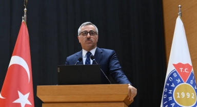 Başkan Güngör: “Sağlık Çalışanlarımızın Tıp Bayramı’nı Kutluyoruz”