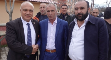 Dr. Selahaddin Can Bertize seslendi; “Asfalt zenginin kapısına kadar gidiyor, Sizin günahınız ne?”