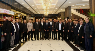 İSTİŞAREYE AÇIK BİR YÖNETİM SERGİLEYECEĞİZ