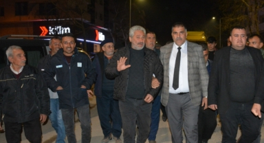 TÜRKOĞLU’NDA DEV KATILIMLARLA KARACA’NIN ZAFERİ İLAN EDİLDİ