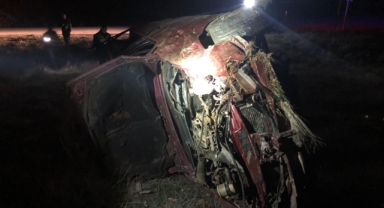 Afşin’de ehliyetsiz sürücü takla attı: 2 yaralı