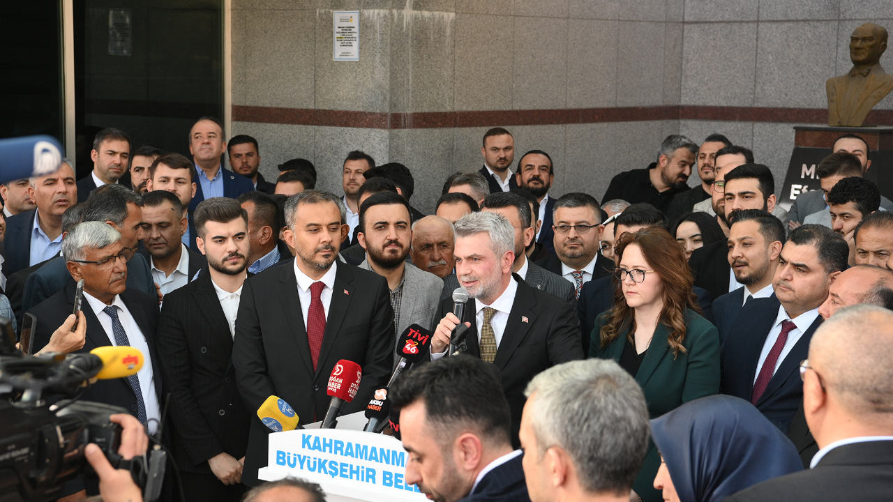 Büyükşehir’de Devir Teslim Gerçekleşti Başkan Görgel: “Çok Çalışacak, Kahramanmaraş’ı Tekrar Ayağa Kaldıracağız”