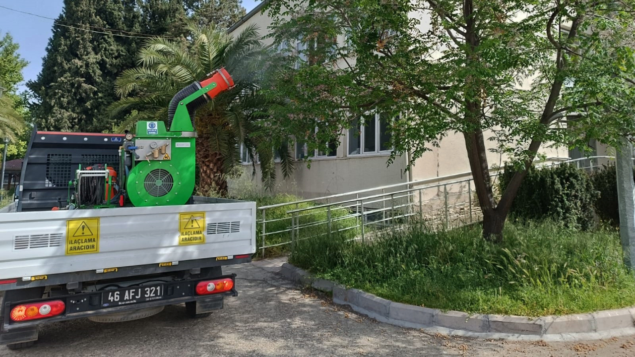 Büyükşehir’in İlaçlama Ekipleri Sahada…