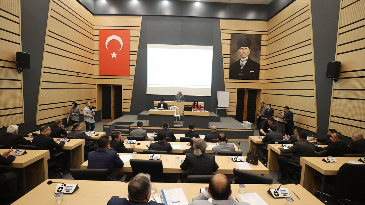 DULKADİROĞLU BELEDİYE MECLİSİ YAPILDI