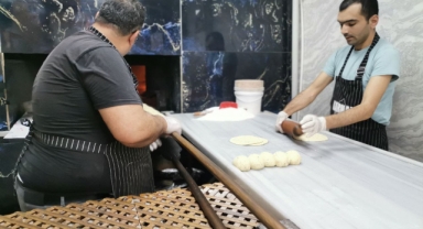 Kahramanmaraş'ta Çörekçi Ustaları Yeni İş Yerlerinde Üretime Başladı
