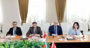 Rektör Yasım Başkanlığındaki KSÜ Heyeti, Azerbaycan Tıp Üniversitesi Tarafından Ağırlandı