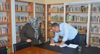 Şair Gündoğan, Halk Edebiyatı’na Işık Tuttu
