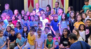 Afşin ve Göksunlu Çocuklar “Çözüm Bakanlığı” Gösterisini Çok Sevdi
