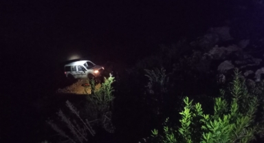 Andırın’da hafif ticari araç uçuruma yuvarlandı: 1 ölü 1 yaralı