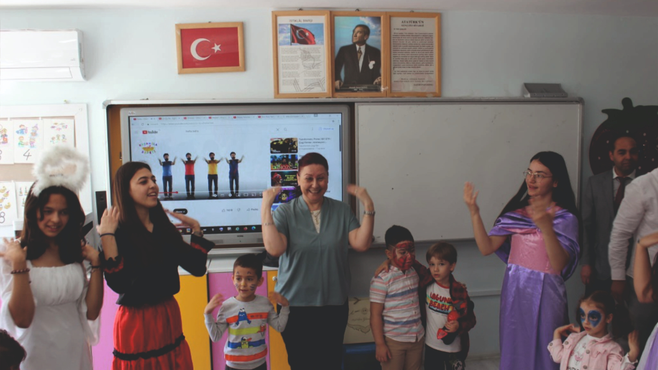 AVRUPA BİRLİĞİNDEN SEVİM ŞİRİKÇİ MESLEKİ ve TEKNİK ANADOLU LİSESİNE ZİYARET