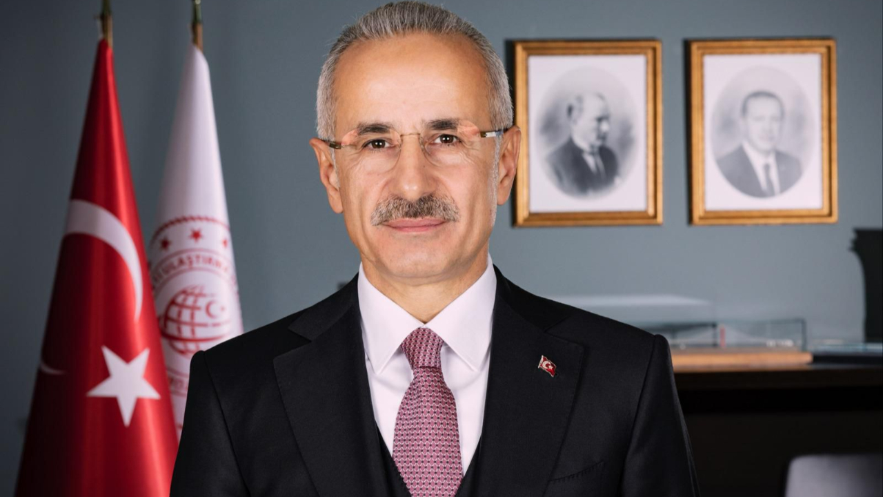 BAKÜ-TİFLİS-KARS DEMİRYOLU HATTI YENİDEN AÇILDI