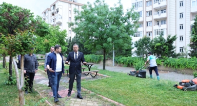 Başkan Toptaş, park ve yeşil alanlardaki çalışmaları yerinde inceledi
